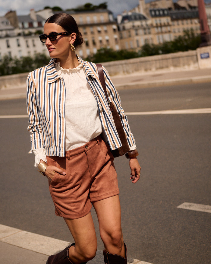 Short Faustine