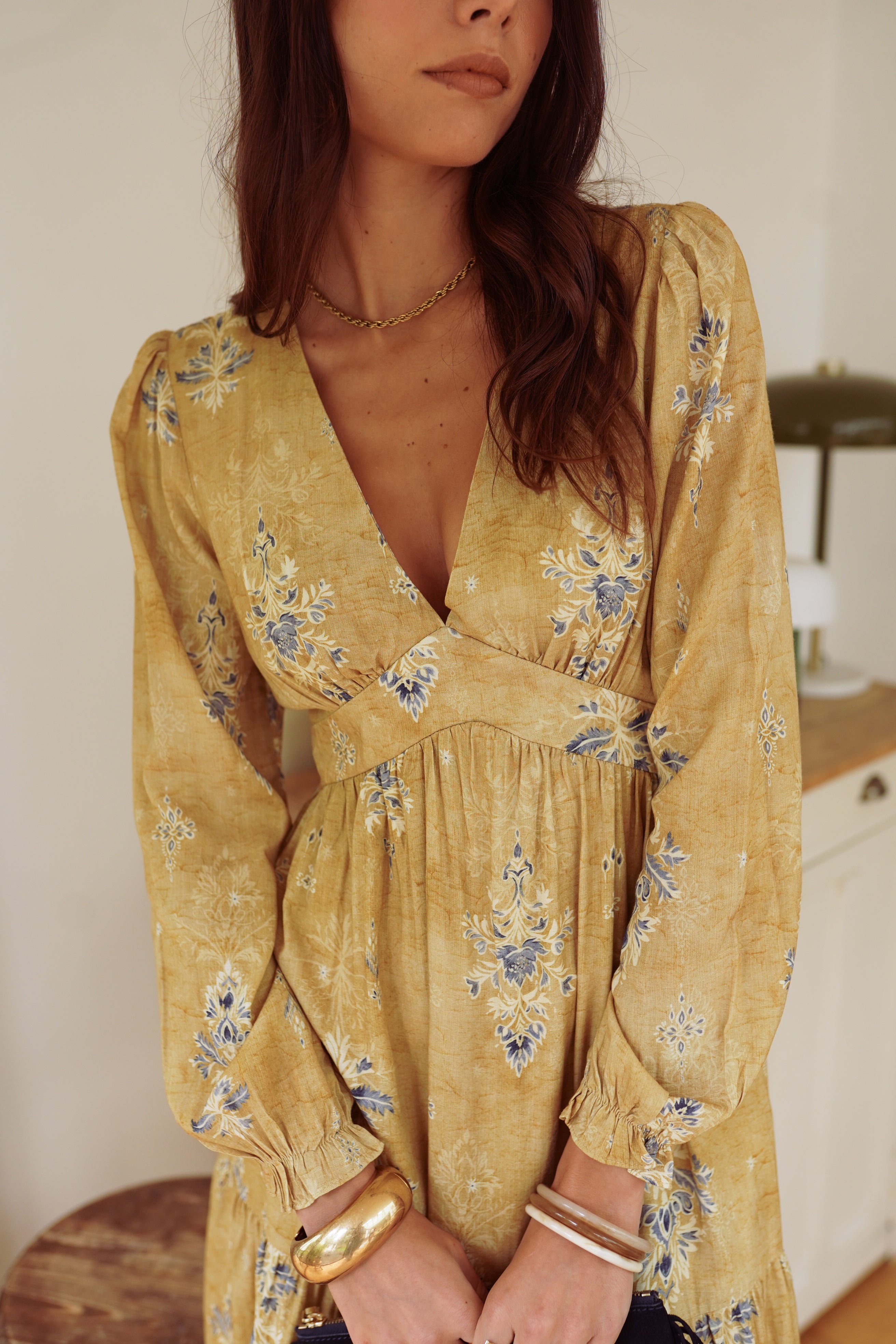 Robe Hind